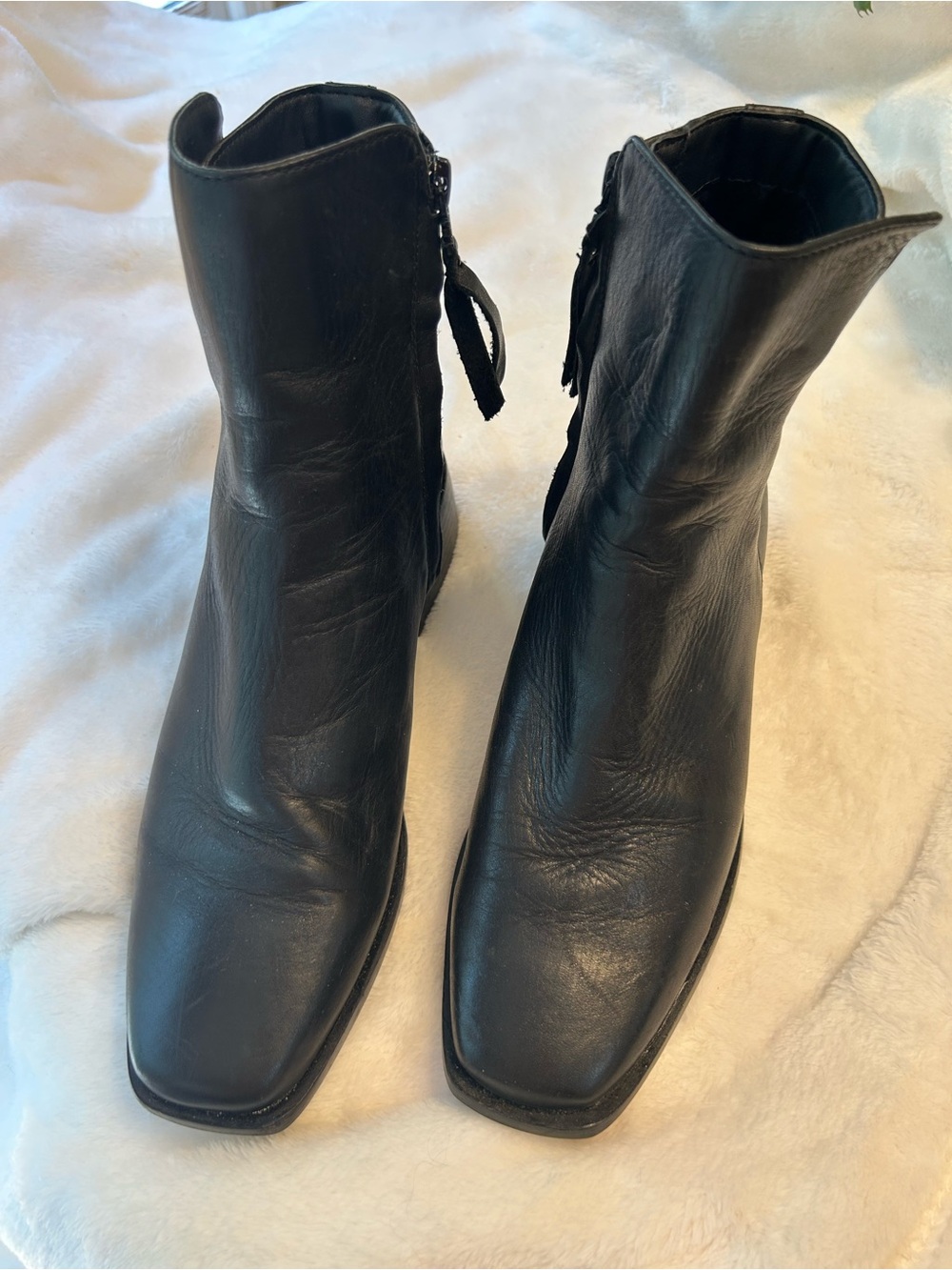 Sam Edelman Black Leather Square-Toe Ankle Booties